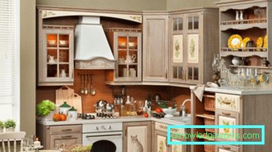 Kuchyňský nábytek Decoupage